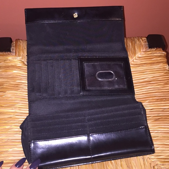 Nine West wallet - Picture 4 of 4